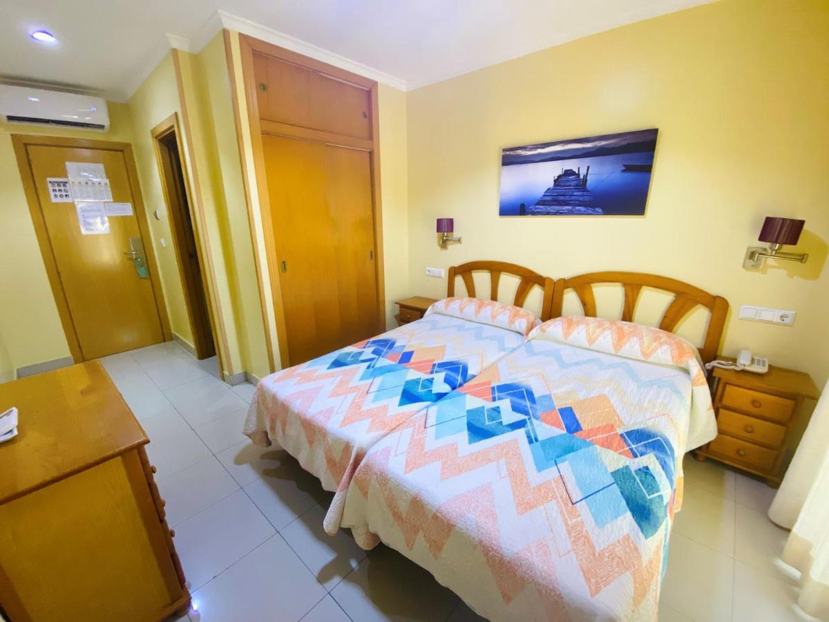 Hostal L'Anfora Dénia Eksteriør billede