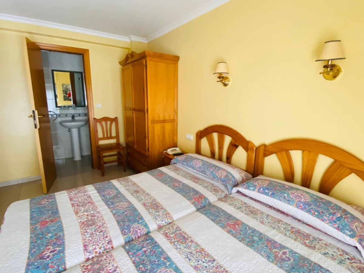 Hostal L'Anfora Dénia Eksteriør billede